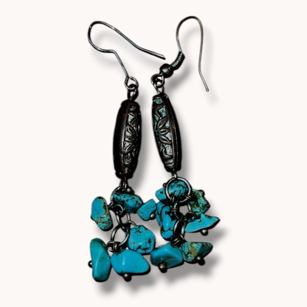 Turquoise Chip Cluster Dangle Earrings Southwestern Boho 2.25 Inch - Picture 8 of 8